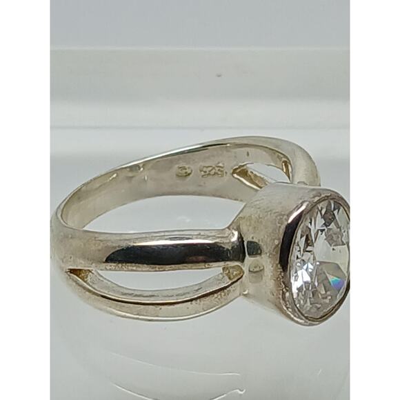 Vintage Sterling Silver Oval Solitaire Engagement Ring Size 9 Estate Jewelry - Picture 10 of 10